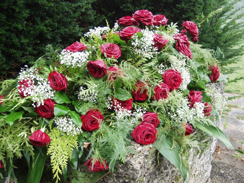 funeraire-LA GARDE FREINET-min_roses-61203